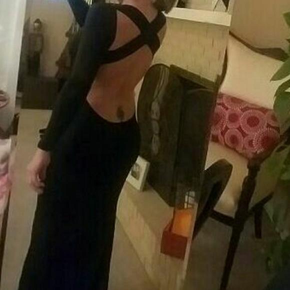 formal dress with train - Picture 2 of 6